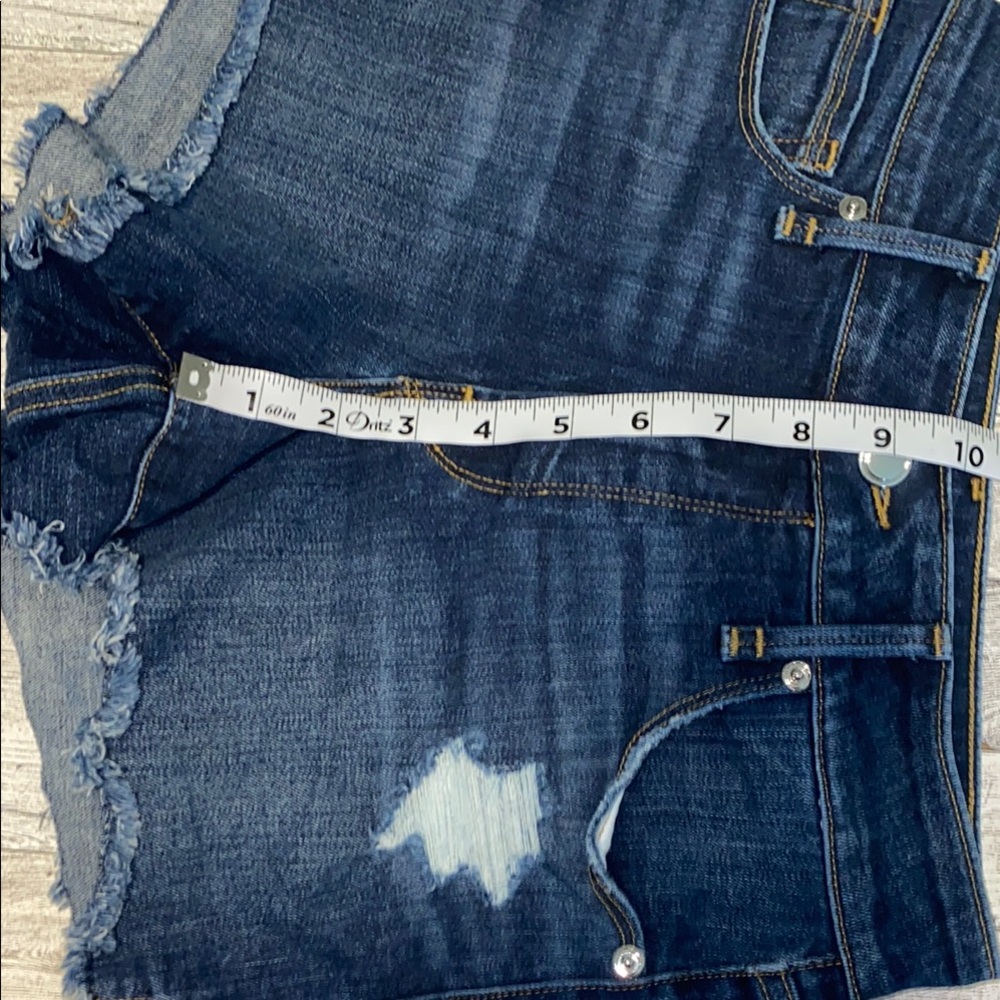 Good American Blue Distressed Jean Shorts Size 0 / 25 - Picture 6 of 9